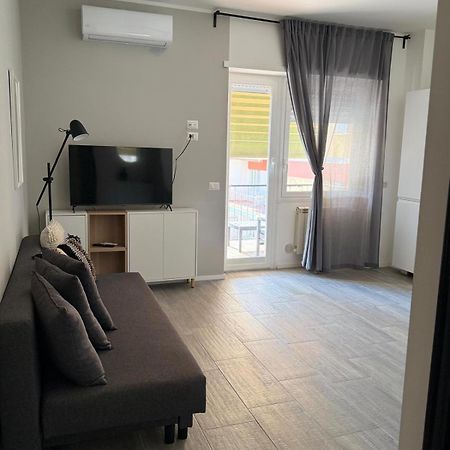 Tiburtina Flam Guest House Roma Exterior foto